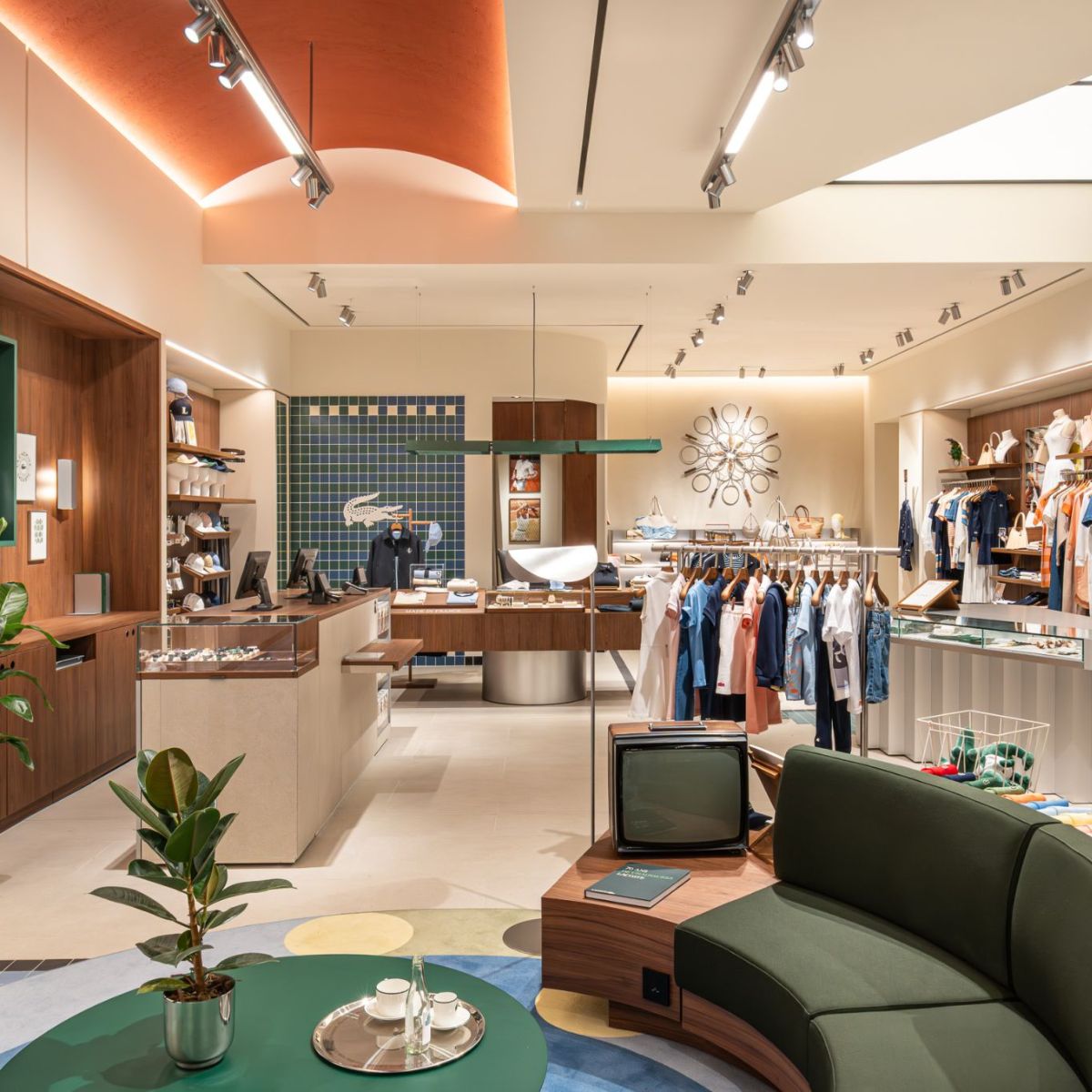 Concept d’éclairage boutique retail premium avec luminaires LED personnalisés