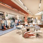 Thumbnail of http://Éclairage%20intérieur%20d’une%20boutique%20premium%20à%20Nice%20avec%20luminaires%20sur%20mesure
