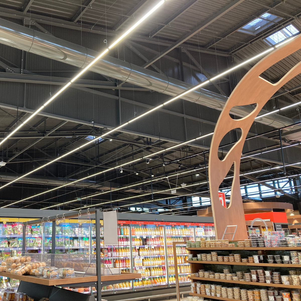 Éclairage LED linéaires produits en grande surface alimentaire