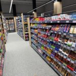 Thumbnail of http://Éclairage%20des%20rayons%20et%20allées%20d’un%20magasin%20alimentaire